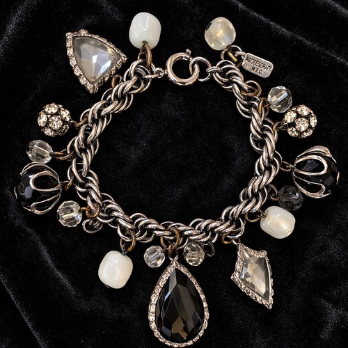 Vtg accessocraft nyc runway - vtg,